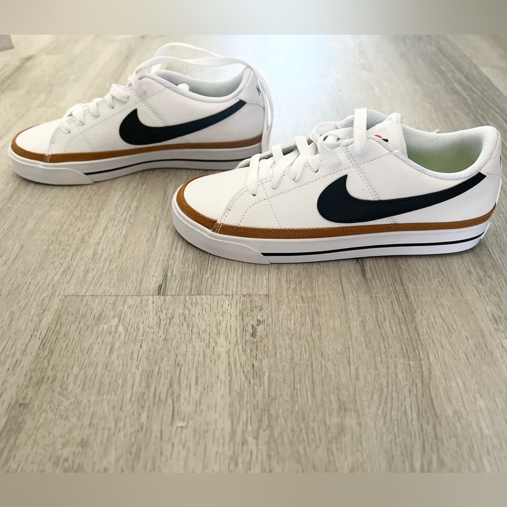 Womens Court Legacy Nike Sneakers